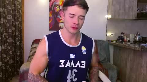 Ryan Blue ig ryannblue online show from January 31, 2:15 am