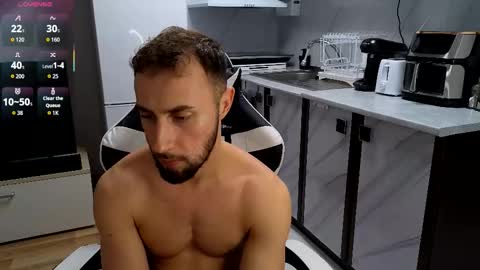 ryanstorm1 online show from November 9, 8:13 pm