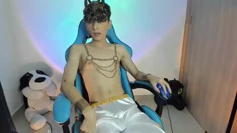 RYO BLEU online show from December 20, 2:18 am