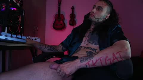 leopmonk help me reach 100 thumbs up online show from April 21, 1:53 am