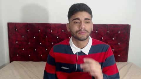 Snapshot of sack_rojas chatting on September 8, 11:26 pm Sack online show from September 8, 11:26 pm