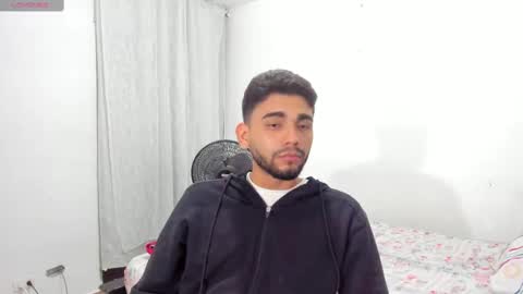 Snapshot of sack_rojas chatting on February 28, 5:48 am Sack online show from February 28, 5:48 am