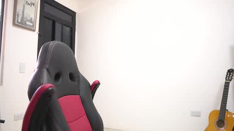 saimon  online show from October 4, 5:18 pm