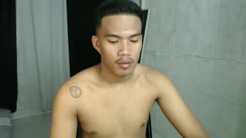 Taylor online show from December 17, 4:57 pm