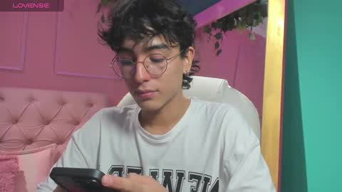 salvatore  online show from December 30, 11:49 pm