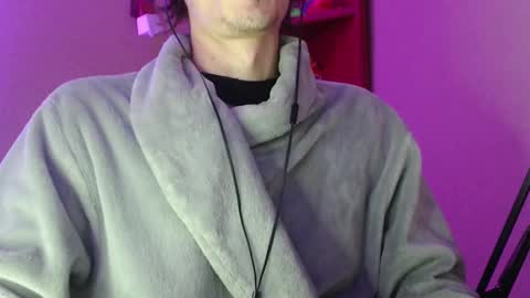 Snapshot of sam_skywalker chatting on October 3, 7:19 pm sam_skywalker online show from October 3, 7:19 pm