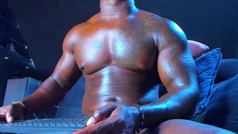 SAM online show from December 17, 8:43 pm