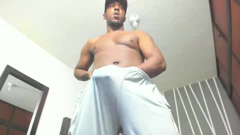 Snapshot of samir_blackdick chatting on March 1, 12:17 am samir online show from March 1, 12:17 am