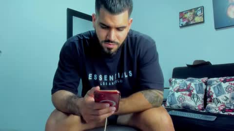 Snapshot of samir_hazard chatting on October 4, 8:35 pm samir_hazard online show from October 4, 8:35 pm
