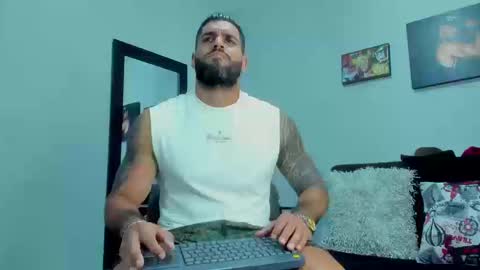 Snapshot of samir_hazard chatting on September 23, 8:52 pm samir_hazard online show from September 23, 8:52 pm