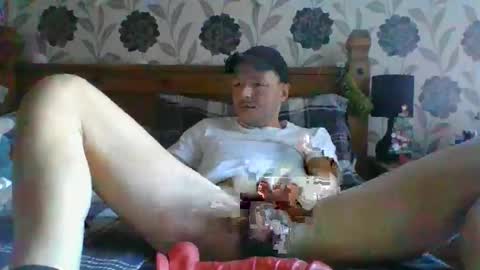 sexy lad looking for fun online show from December 3, 12:11 pm