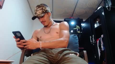 sammy model independiente online show from October 4, 2:16 am