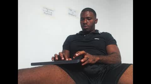 Snapshot of samsondauda chatting on February 14, 1:02 am samson dauda online show from February 14, 1:02 am
