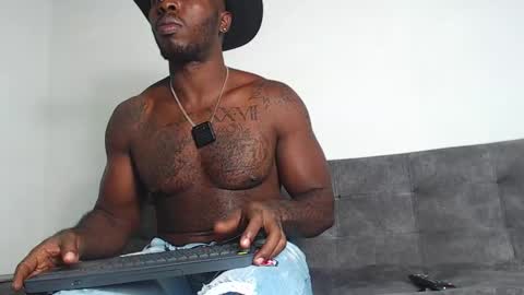 Snapshot of samsondauda chatting on January 15, 5:08 am samson dauda online show from January 15, 5:08 am