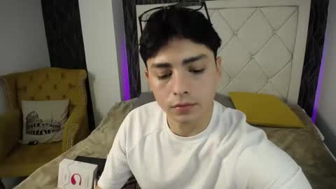 Snapshot of samu_foxxx chatting on September 18, 9:06 pm SAMU online show from September 18, 9:06 pm