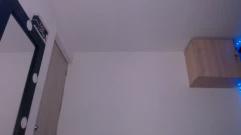 Snapshot of samuel_suarez chatting on December 11, 10:04 am online show from December 11, 10:04 am