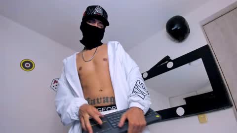   online show from April 17, 4:37 am