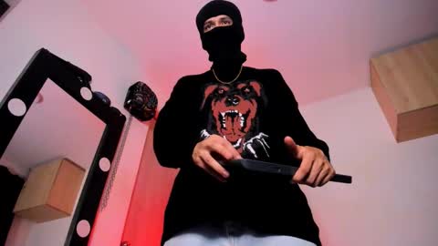 Snapshot of samuel_suarez chatting on September 12, 9:42 am online show from September 12, 9:42 am