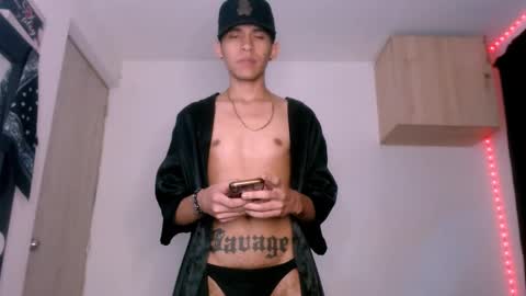Snapshot of samuel_suarez chatting on February 9, 5:29 am online show from February 9, 5:29 am