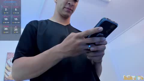 Snapshot of samuel_up chatting on September 16, 4:13 am Samuel online show from September 16, 4:13 am