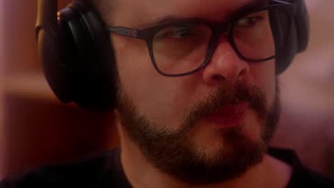 Sanders online show from January 8, 6:35 pm