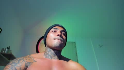 Santi Ferrer online show from April 22, 3:02 am