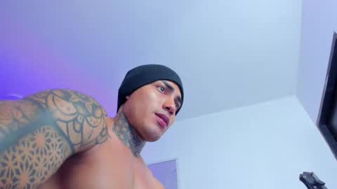 Santi Ferrer online show from November 22, 6:51 pm