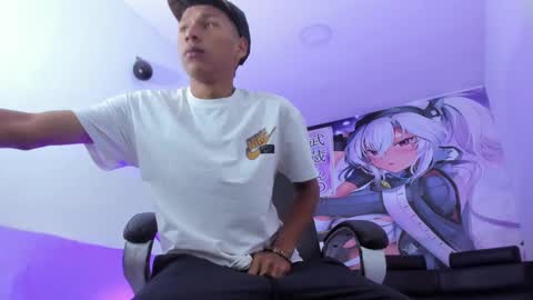 Thiago online show from February 21, 12:06 pm