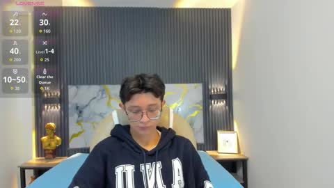 santiago_russo18 online show from October 25, 12:18 pm