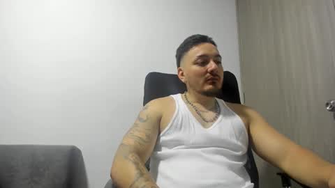 santiduque11 online show from September 13, 7:20 am