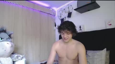 Santii online show from April 24, 3:14 pm