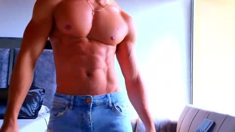 Santiago Seans online show from June 6, 2:23 pm