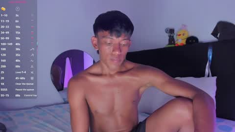 santi online show from April 11, 10:24 pm