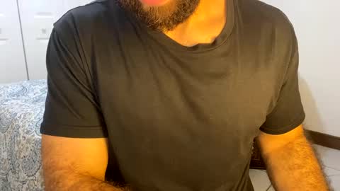 Snapshot of santopapi69 chatting on December 4, 8:12 am Papi online show from December 4, 8:12 am