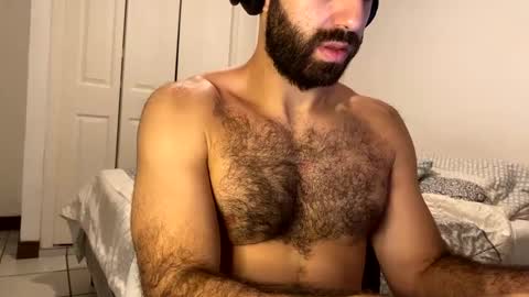 Snapshot of santopapi69 chatting on December 16, 5:49 am Papi online show from December 16, 5:49 am