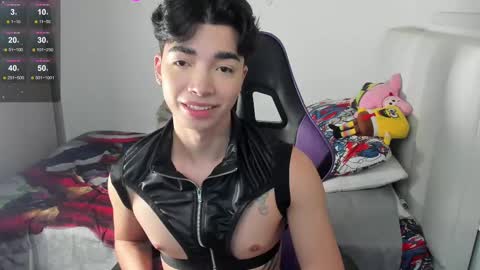 Snapshot of santy7u7 chatting on February 16, 1:16 pm Mr. Santiago online show from February 16, 1:16 pm