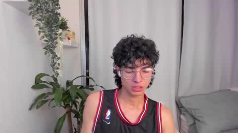 kitty online show from February 19, 3:25 am