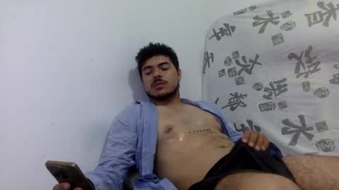 santy_sexymen online show from October 12, 6:29 am