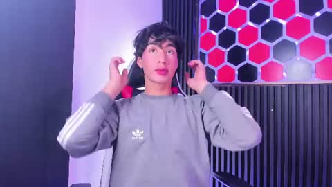 Santy  online show from June 29, 3:56 am