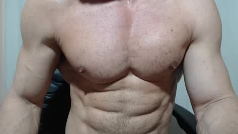 saradorj92 online show from April 24, 5:10 am