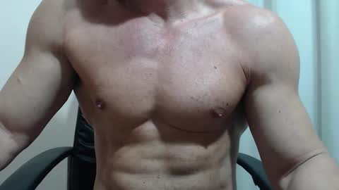 saradorj92 online show from February 25, 8:48 am