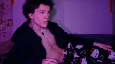 sasha_bb21 online show from April 20, 9:17 pm