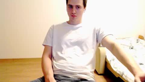 Snapshot of sasha_calvin chatting on January 16, 10:21 am sasha_calvin online show from January 16, 10:21 am