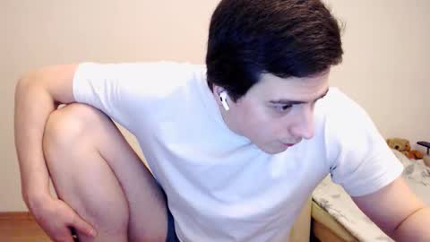 Snapshot of sasha_calvin chatting on March 4, 3:37 pm sasha_calvin online show from March 4, 3:37 pm