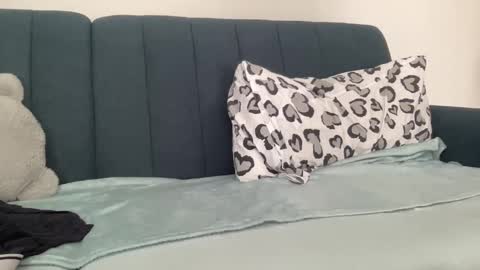Snapshot of sasha_lovve chatting on March 8, 5:25 am Sasha Lovve online show from March 8, 5:25 am