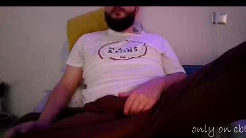 Snapshot of saucybonjo chatting on January 25, 12:17 am Ben online show from January 25, 12:17 am