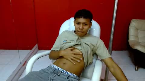 saulmejia6 online show from March 6, 3:53 pm