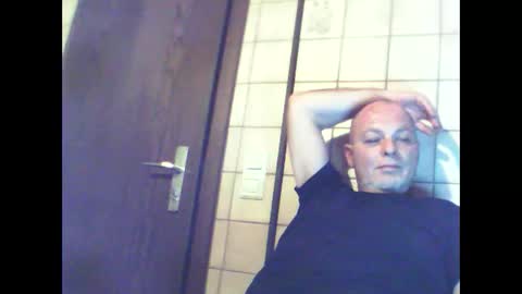 schnibschnab online show from November 20, 2:55 am