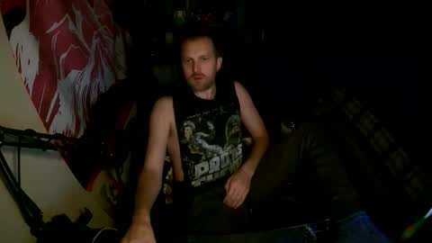 Selkie online show from May 10, 6:04 am