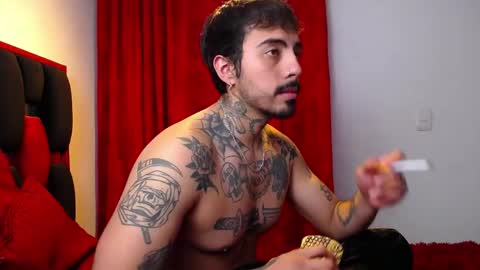 Alejandro help me to reach 200 thumps up online show from April 25, 7:11 am